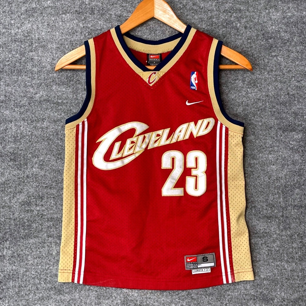 Nike Kids Cleveland Cavaliers LeBron James 23 Jersey Red Gold Small S Stitched